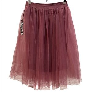Haute Monde tulle mesh maxi skit in dusty rose